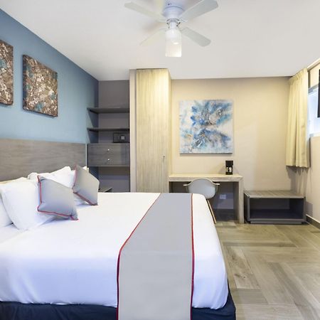 Bfh Attraction Deluxe Hotel 신데 델 카르멘 외부 사진