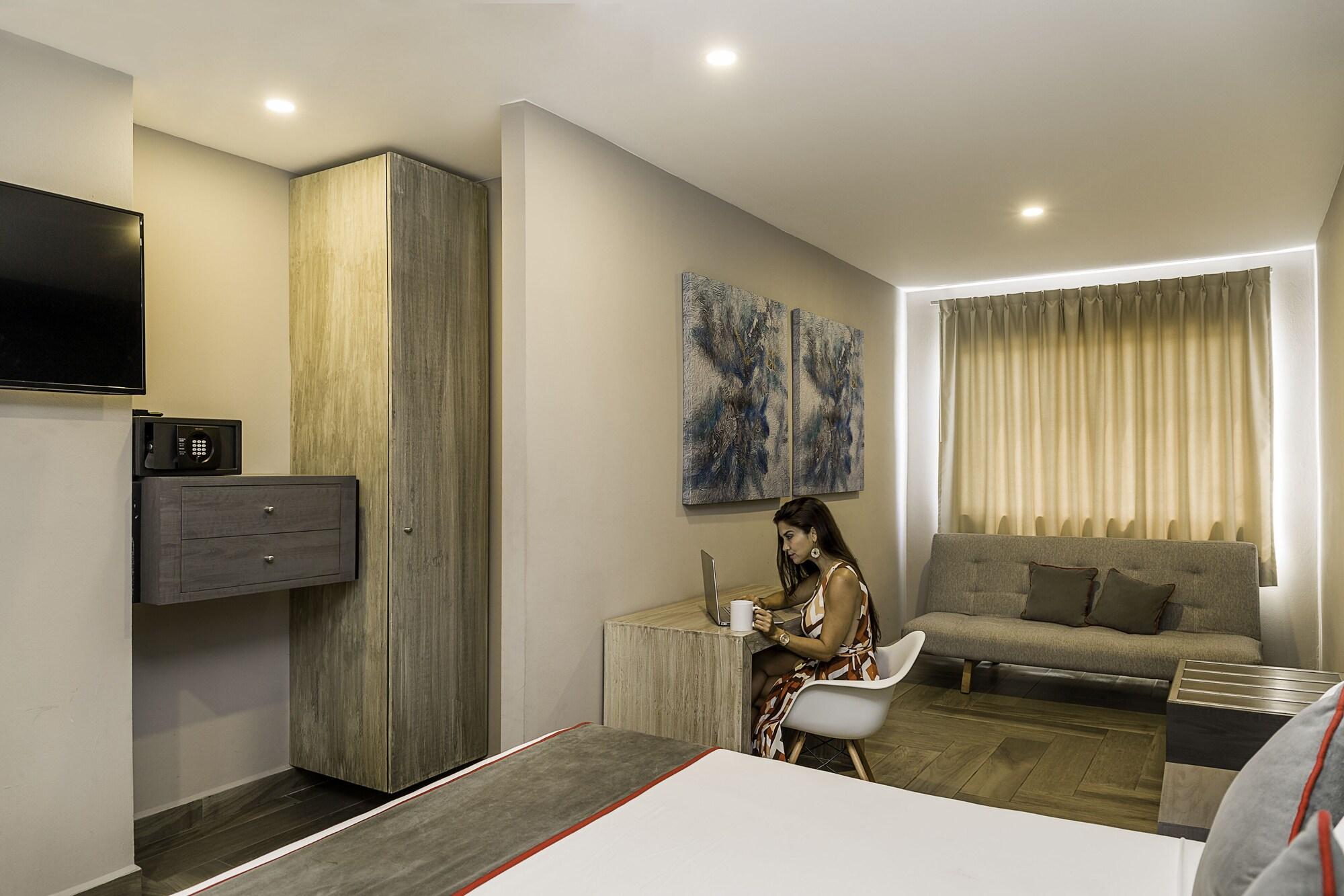 Bfh Attraction Deluxe Hotel 신데 델 카르멘 외부 사진
