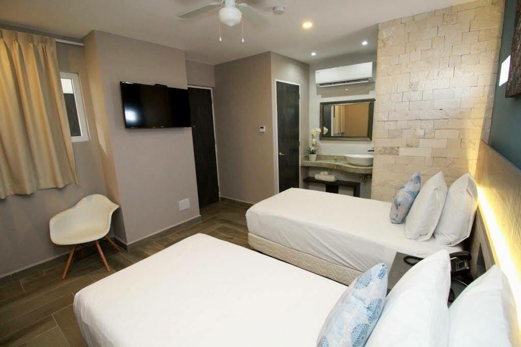 Bfh Attraction Deluxe Hotel 신데 델 카르멘 외부 사진